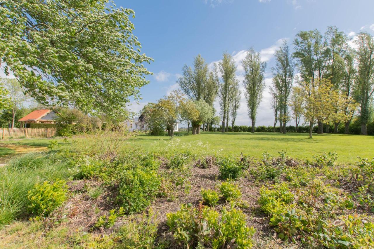 Prachtig Gelegen Vrijstaand Landhuis Hansweert Kültér fotó